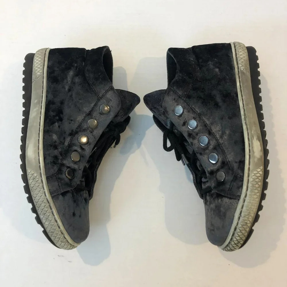 Gabor Blue Velvet Traction Support Distressed Sole Lace Up Sneakers Women's 5 - Picture 4 of 7